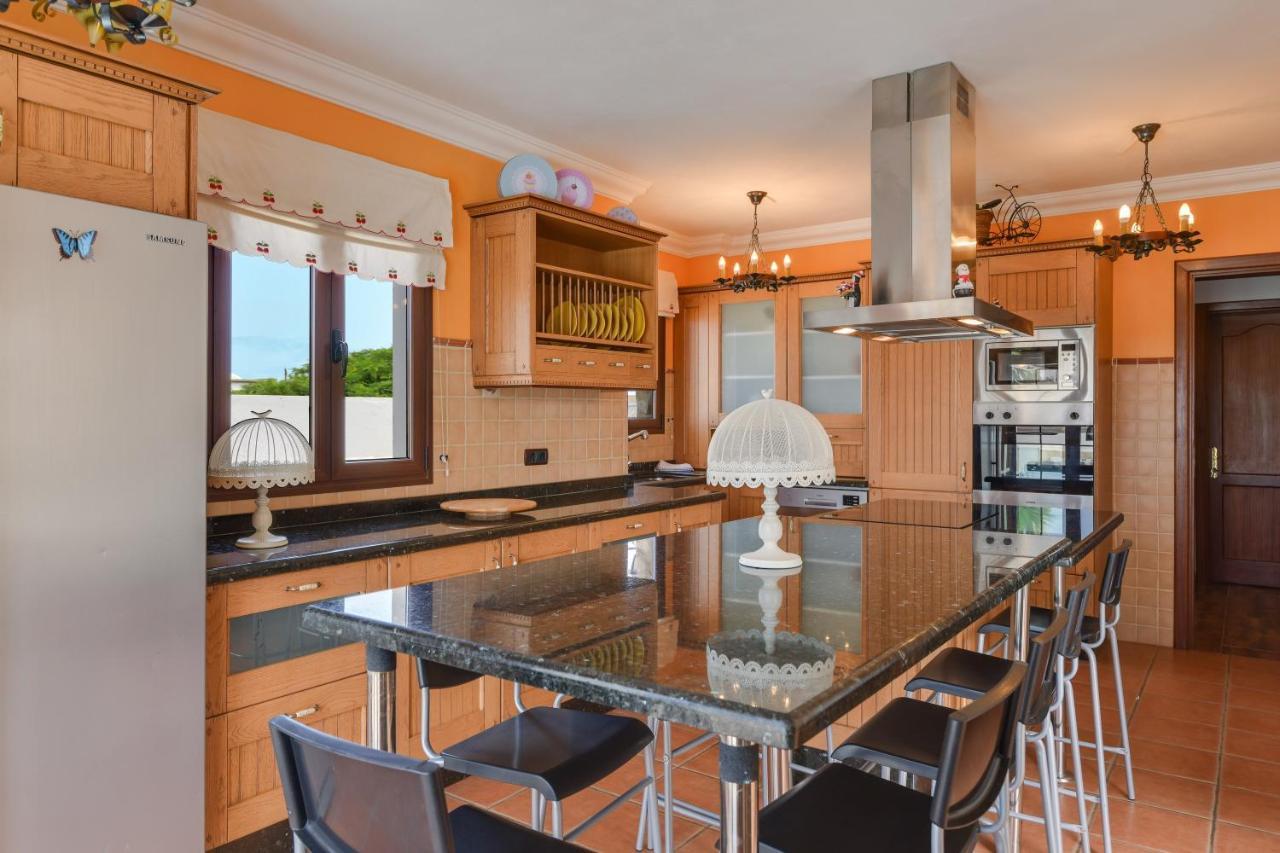 Villa Maria Тинахо Экстерьер фото